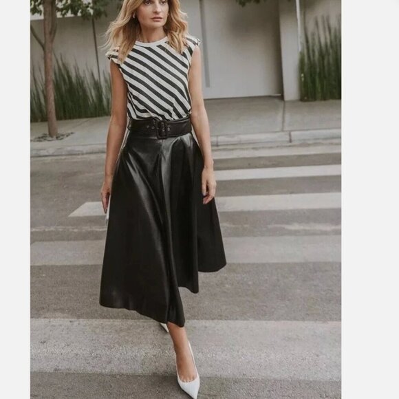 Zara Faux Leather Skirt With Belt Black Blogger Fav Size Large - Picture 5 of 12